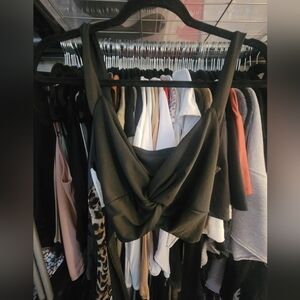 Laurie Belles Teisted Fate Crop Top